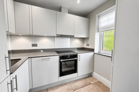 Kitchen Photo.png