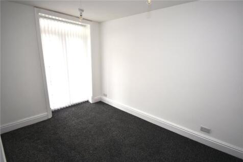 Prenton Road West, Birkenhead, Merseyside photo 5