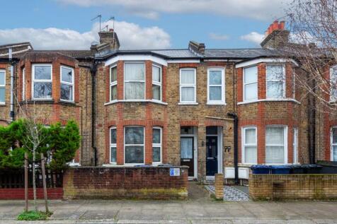 Flat 1, 35 Shirley Gardens, Hanwell, London, W7 3PT