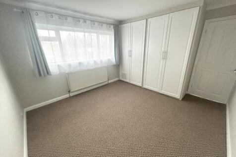 Forest Drive, Theydon Bois, CM16 photo 5