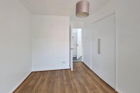 Bedroom (4)