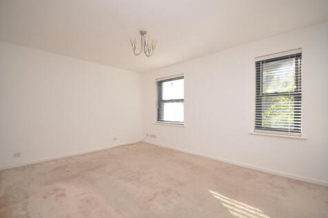 Glebe Road, Chelmsford, Essex photo 2