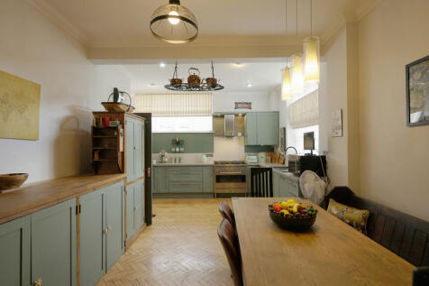 Kitchen 2