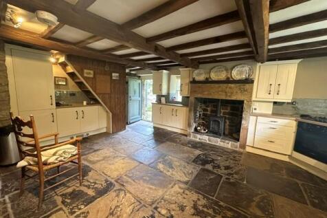 Backhold Hall, Siddal, Halifax photo 3