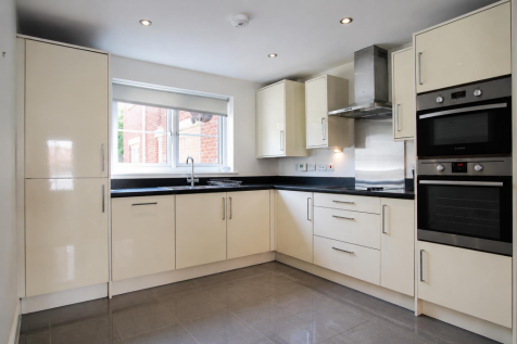 4 Bridge Meadow Kitchen.png