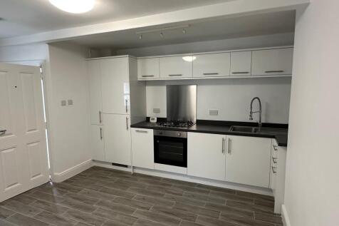 Apt 3,Stocks Lane, Halifax, HX2 6PR photo 4