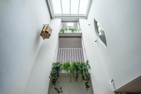 VICTORIA MEWS 24 (30).jpg