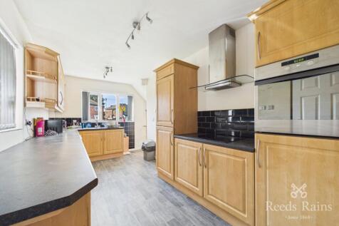 Yew Tree Road, Manchester, Greater Manchester, M14 photo 3