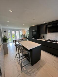 24BA - Kitchen Diner