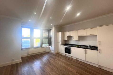 Lounge/Kitchen