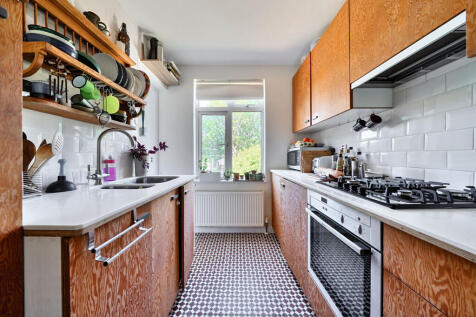 1324081-6-686f838...