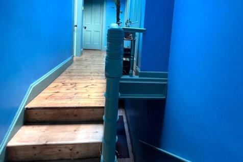 10 Craighouse Avenue Hallway 2