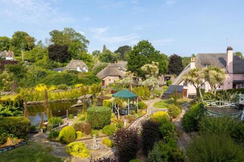 Rose Cottage Cockington Village Torquay-11.jpg