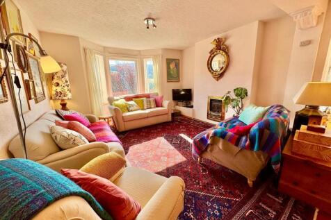 PHOTO-2025-04-07-19-38-15 (13).jpg