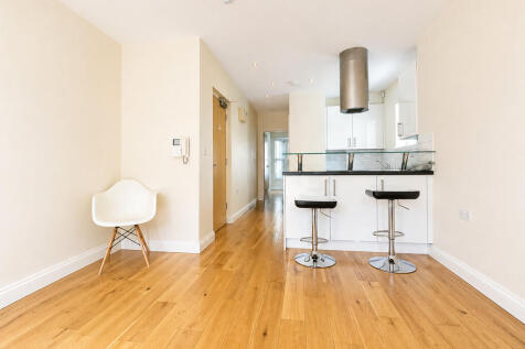 Kitchen/Lounge