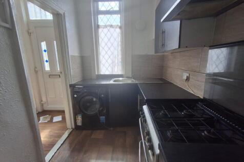 Compton Row, Leeds, LS9 photo 3