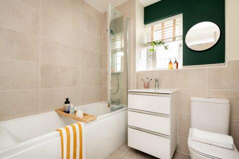 Unwind in the contemporary bathroom