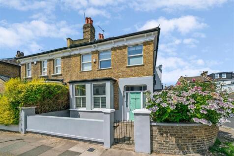 FOR SALE - Heathfield Gardens, W4