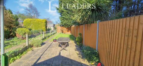 BACKGARDEN2