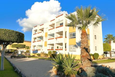 La Fuente apartment Villamartin