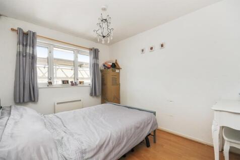 Caraway Place, WALLINGTON photo 3