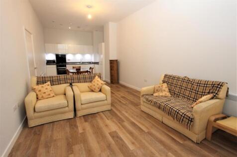 Living room 2 .jpg