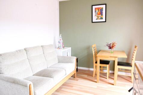 Available Sept 2027  -  3 Rooms Hawkwood Crescent, Worcester, photo 4