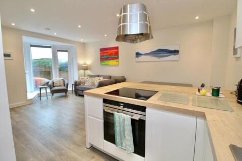 Lymington, SO41 - property photo