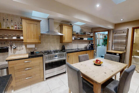 Reforne-Portland-Dorset-UK-12082025_140855