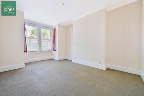 Studio Room
