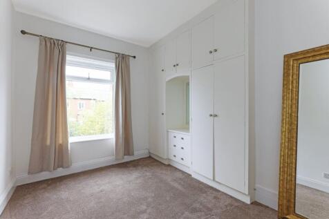 Brookfoot Avenue, Birkenshaw, BD11 photo 4