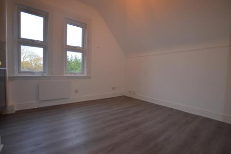 Hermon Hill, Wanstead, E11 photo 5
