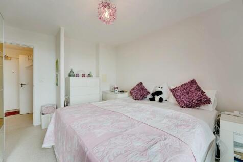 bedroom1 shot 2