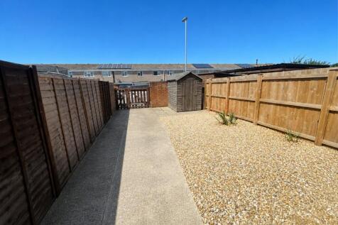 06_rear_garden