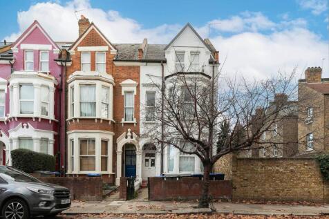 Callcott Road, London, NW6 (Council tax, gas and water Included) photo 4