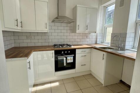 Raffles Road, Birkenhead, CH42 0HN photo 5