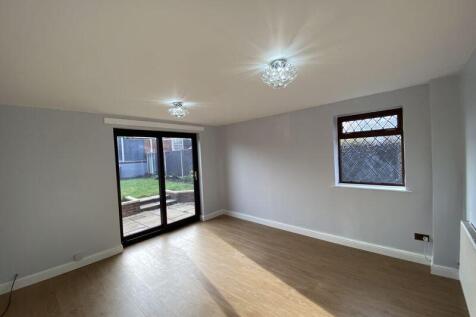 Marine Gardens, Wordsley photo 3