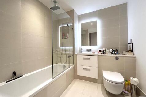 Bathroom.jpg