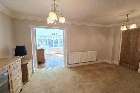 WhatsApp Image 2025-07-10 at 15.18.50.jpeg