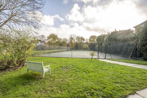 London, SW15 - property photo