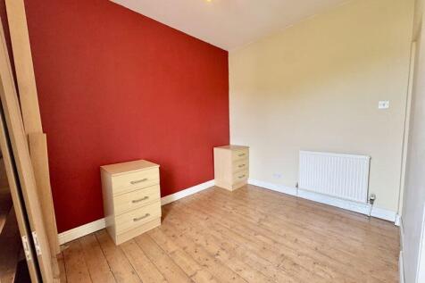 Bed 1 alternative angle