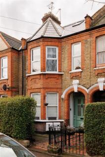 33a Carr Road, E17