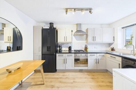 CAM03416G0-PR0116...