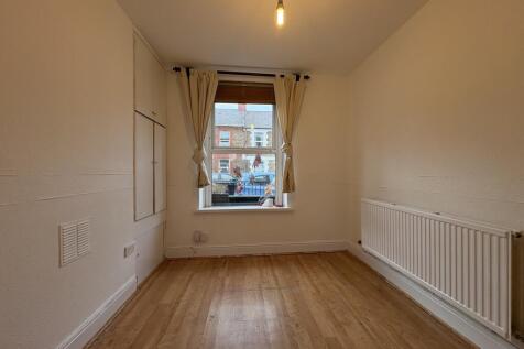Keppoch Street, Roath, Cardiff photo 4