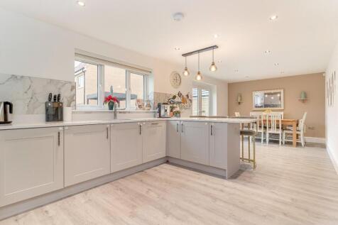 Dining Kitchen - A.jpg