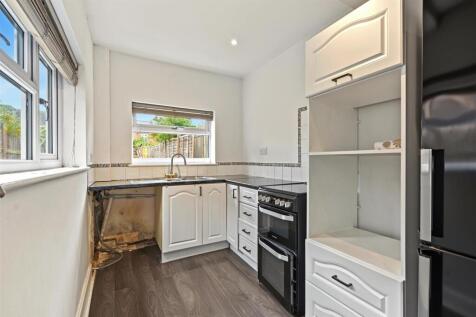Kitchen_2.jpeg
