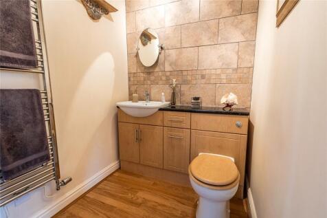 Ground Floor W.C....