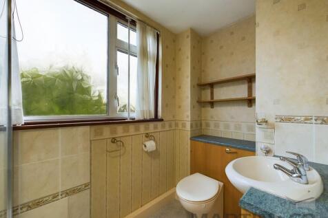 10 Shower Room