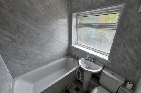 Pond Road, Sheffield photo 3