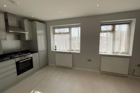 Living Room &amp; Kitchen
